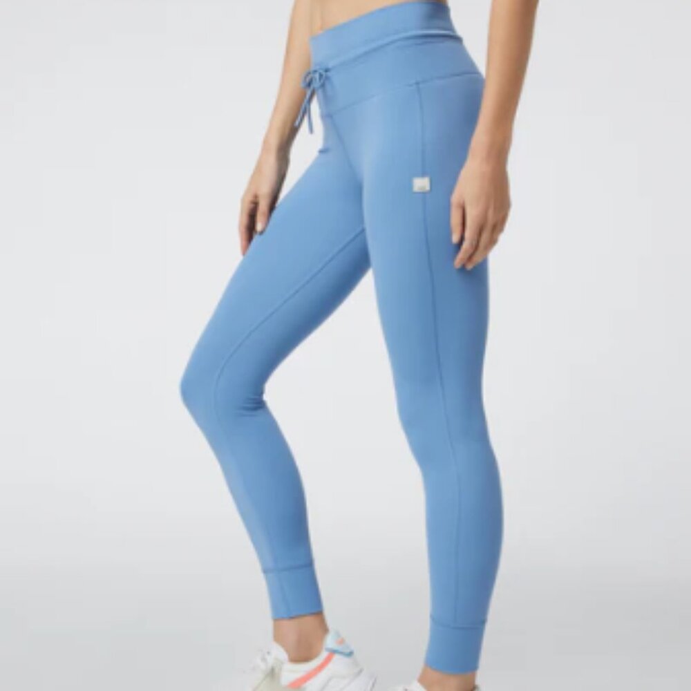 Vuori Daily Legging in Isle Blue Size Large